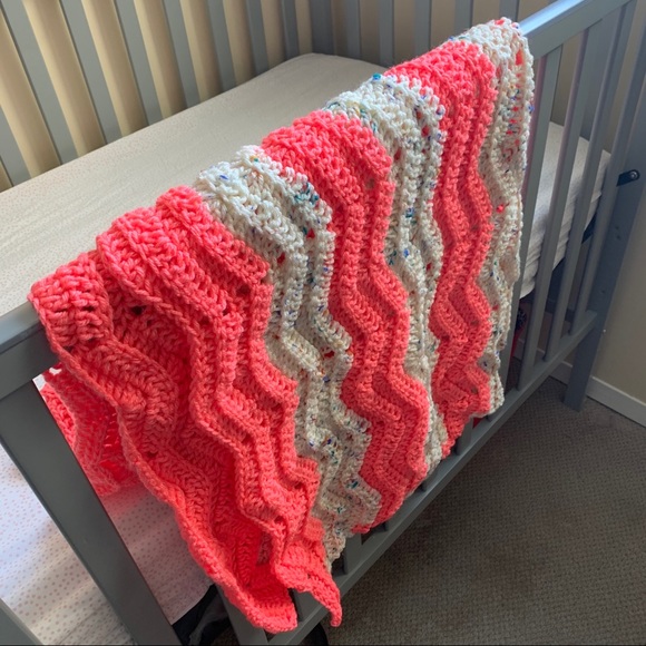 Made by Grandma - Hand Crocheted Baby Blanket - Picture 4 of 6